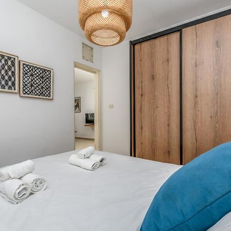 Bograshov Area - Cosy Apart' Hotel Close To The Beach Тель-Авів Екстер'єр фото